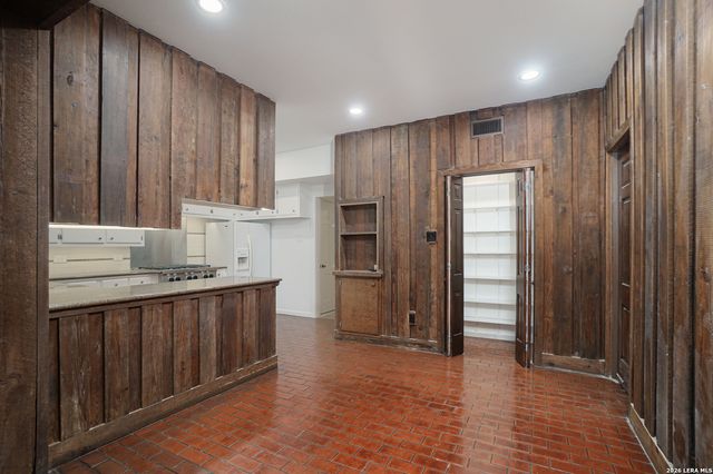 126 Stanford, San Antonio, TX 78212