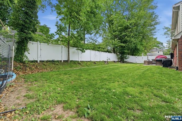 118 Wortendyke Avenue, Emerson, NJ 07630