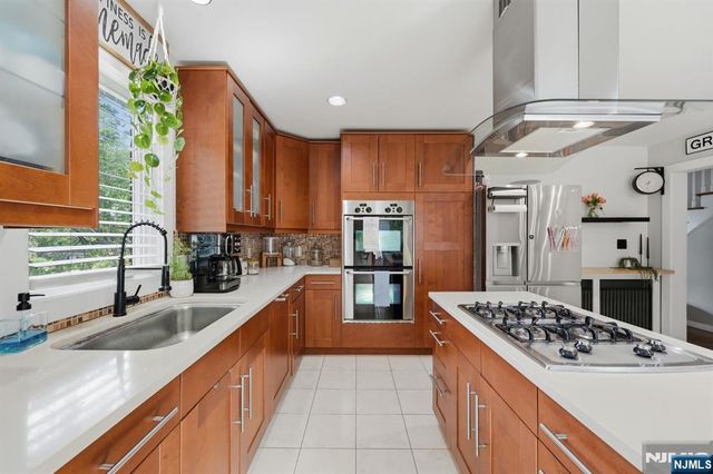 118 Wortendyke Avenue, Emerson, NJ 07630