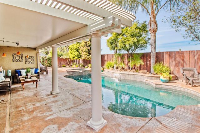 2219 Yellowstone Ave, Tracy, CA 95377