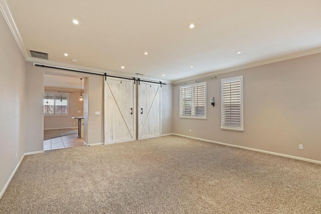 2219 Yellowstone Ave, Tracy, CA 95377