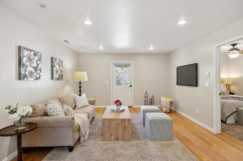 Image 32 of property listing at 22430 Summit Road, Los Gatos, CA 95033