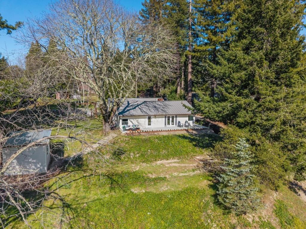 Image 55 of property listing at 22430 Summit Road, Los Gatos, CA 95033