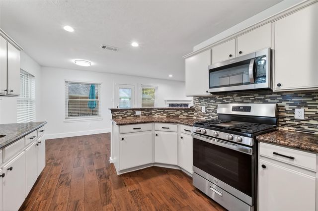 2018 Village Court Lane, Rosenberg, TX 77471