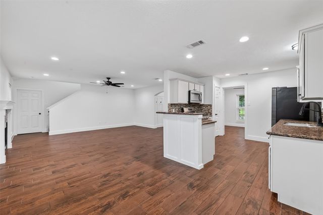 2018 Village Court Lane, Rosenberg, TX 77471