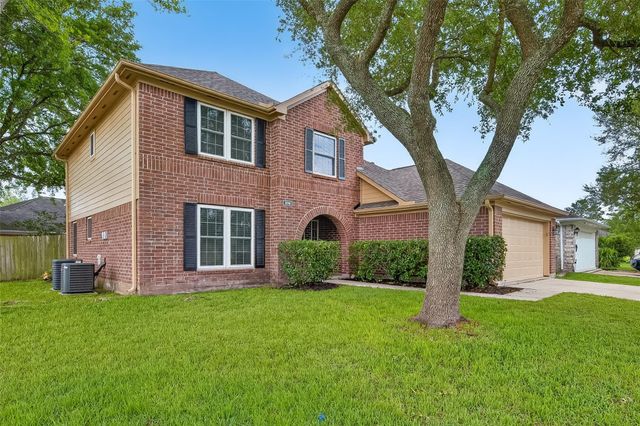 2018 Village Court Lane, Rosenberg, TX 77471
