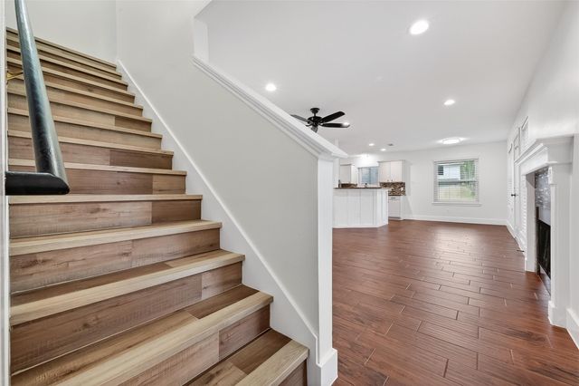 2018 Village Court Lane, Rosenberg, TX 77471