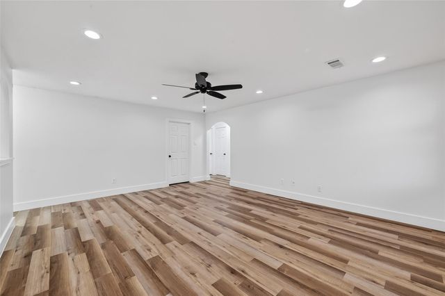 2018 Village Court Lane, Rosenberg, TX 77471