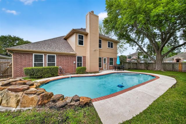 2018 Village Court Lane, Rosenberg, TX 77471