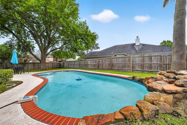 2018 Village Court Lane, Rosenberg, TX 77471
