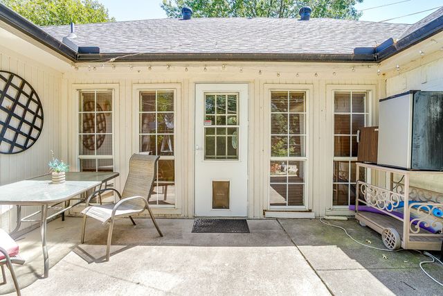 412 Inland Circle, Azle, TX 76020
