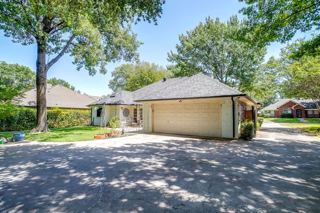 412 Inland Circle, Azle, TX 76020