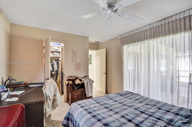 5712 NW 66th Avenue, Tamarac, FL 33321
