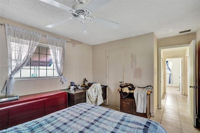 5712 NW 66th Avenue, Tamarac, FL 33321