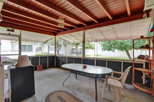 5712 NW 66th Avenue, Tamarac, FL 33321