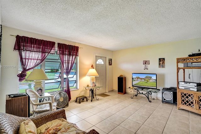 5712 NW 66th Avenue, Tamarac, FL 33321