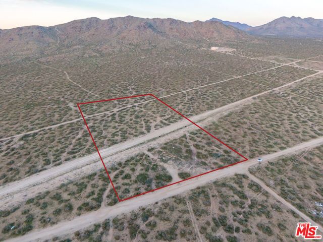 21880 Colusa Road, Apple Valley, CA 92307