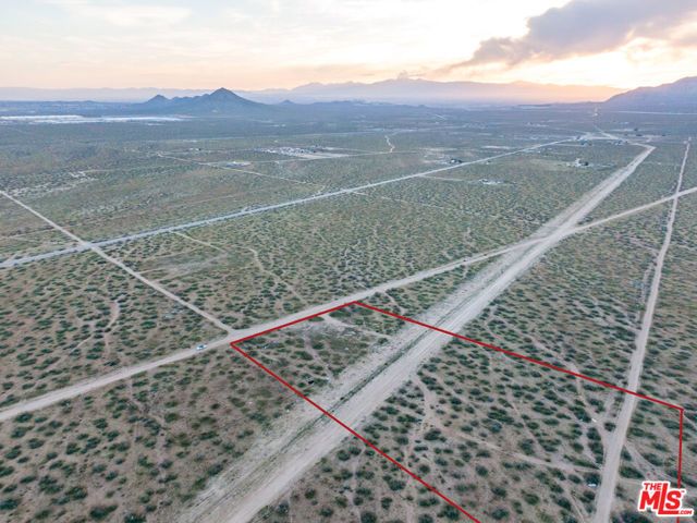 21880 Colusa Road, Apple Valley, CA 92307
