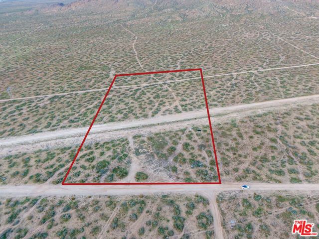 21880 Colusa Road, Apple Valley, CA 92307