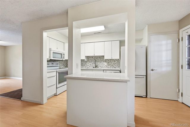 7110 S Gaylord Street O7, Centennial, CO 80122