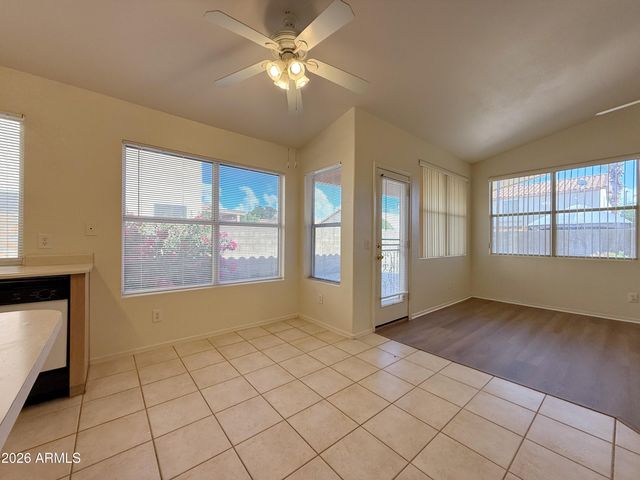 9765 W YUKON Drive, Peoria, AZ 85382