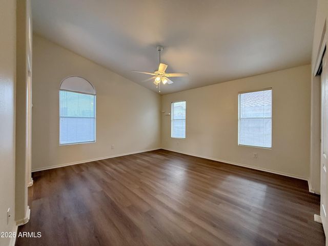 9765 W YUKON Drive, Peoria, AZ 85382