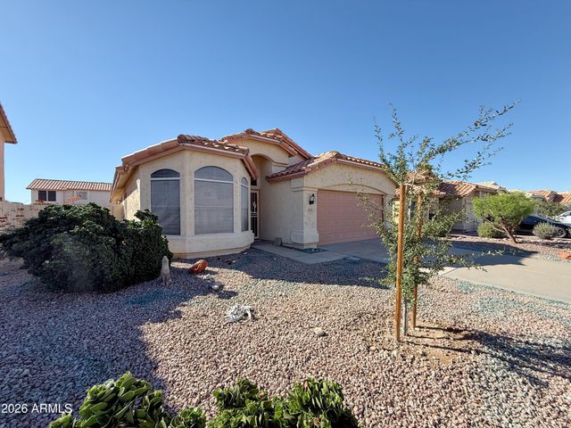 9765 W YUKON Drive, Peoria, AZ 85382