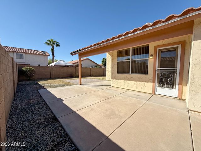 9765 W YUKON Drive, Peoria, AZ 85382