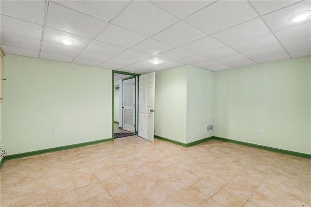5200 Laurel Bridge Drive SE, Smyrna, GA 30082
