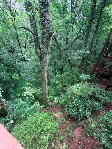 5200 Laurel Bridge Drive SE, Smyrna, GA 30082