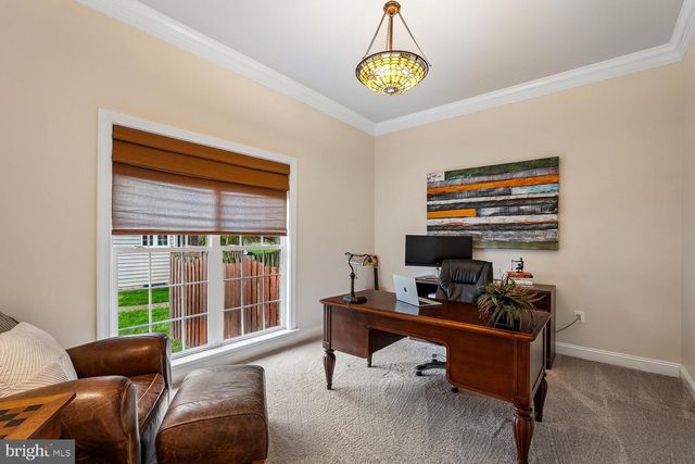 22527 FOREST RUN DR, Ashburn, VA 20148