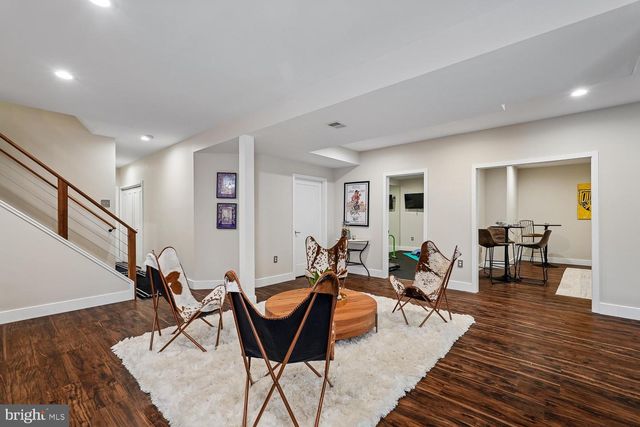 22527 FOREST RUN DR, Ashburn, VA 20148