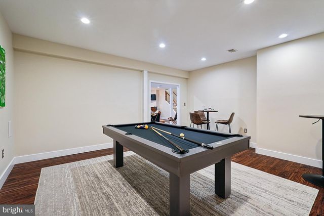 22527 FOREST RUN DR, Ashburn, VA 20148
