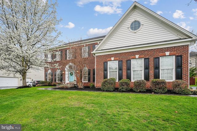 22527 FOREST RUN DR, Ashburn, VA 20148