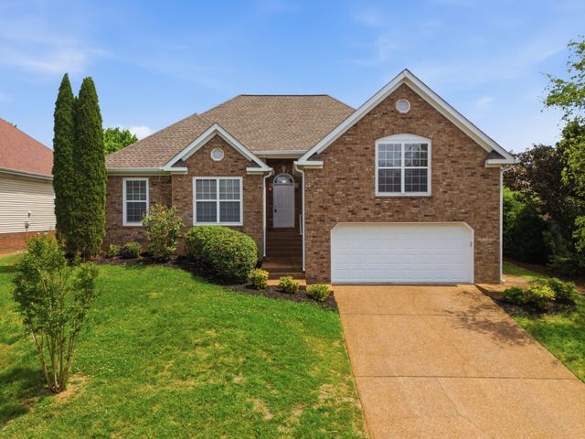 3024 Farmville Cir, Spring Hill, TN 37174