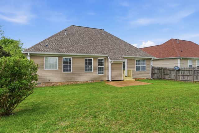 3024 Farmville Cir, Spring Hill, TN 37174