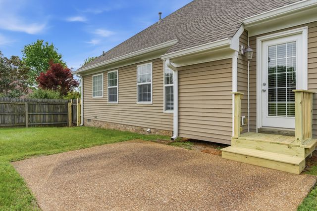 3024 Farmville Cir, Spring Hill, TN 37174