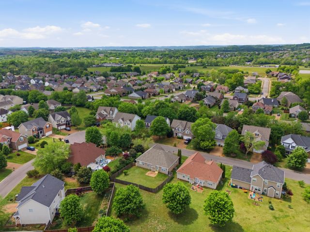 3024 Farmville Cir, Spring Hill, TN 37174