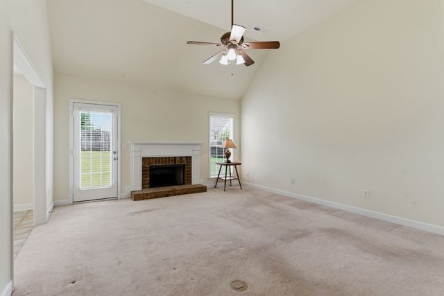 3024 Farmville Cir, Spring Hill, TN 37174