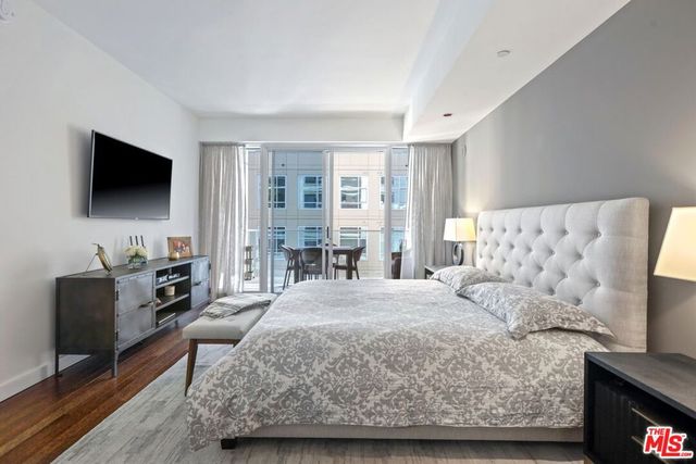 6250 Hollywood Boulevard 5J, Los Angeles, CA 90028