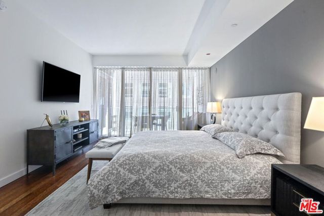 6250 Hollywood Boulevard 5J, Los Angeles, CA 90028