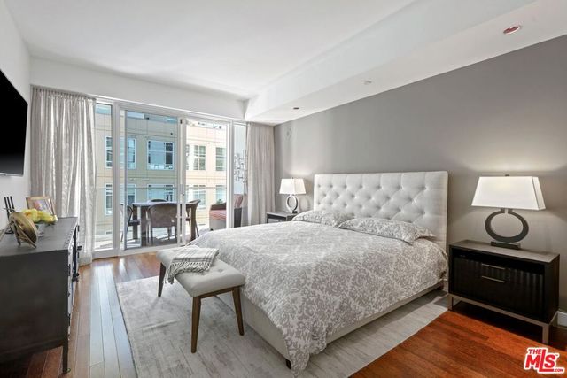 6250 Hollywood Boulevard 5J, Los Angeles, CA 90028