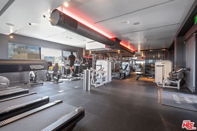 6250 Hollywood Boulevard 5J, Los Angeles, CA 90028