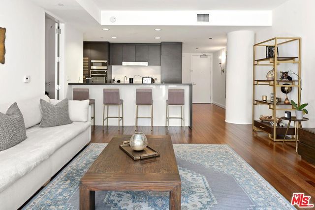 6250 Hollywood Boulevard 5J, Los Angeles, CA 90028