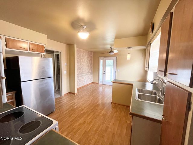 1922 Heatherdale Drive, Toledo, OH 43609