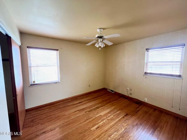 1922 Heatherdale Drive, Toledo, OH 43609