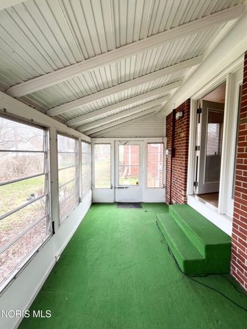 1922 Heatherdale Drive, Toledo, OH 43609