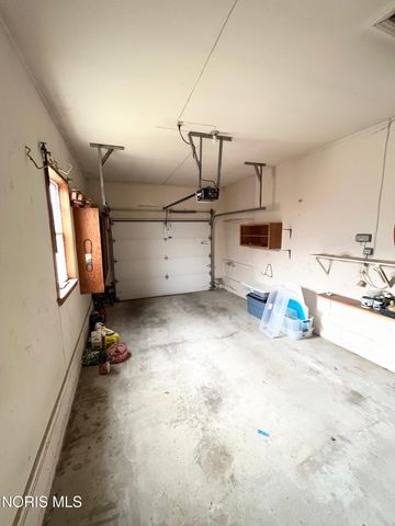 1922 Heatherdale Drive, Toledo, OH 43609