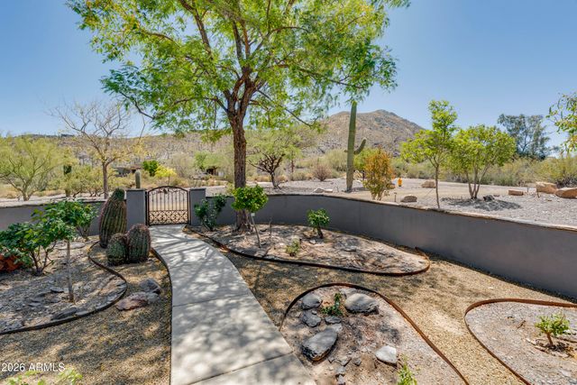 6056 E DOLOMORA Place, Cave Creek, AZ 85331