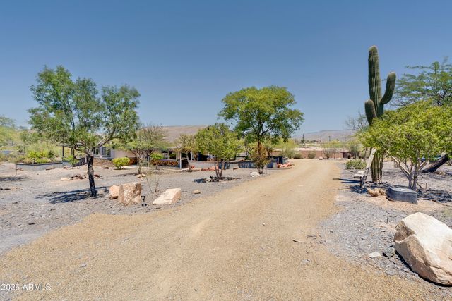 6056 E DOLOMORA Place, Cave Creek, AZ 85331